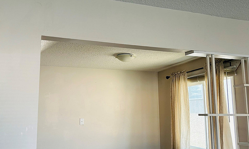 2 Bedroom Unit 5 Min...