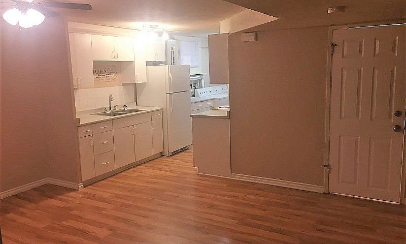2 Bedroom Basement S...