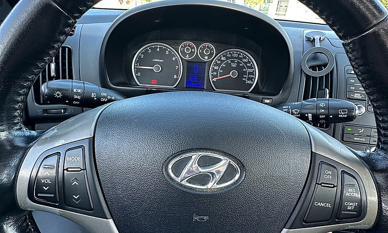 2009 Hyundai Elantra...