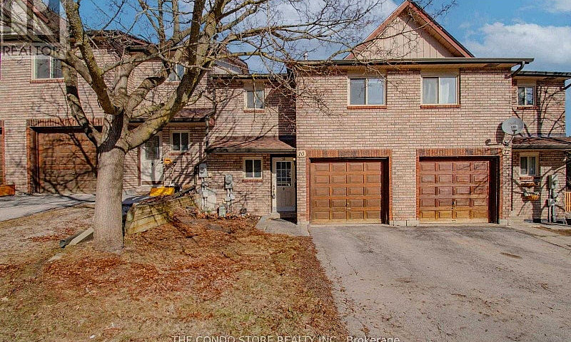 3 Beds 2 Baths - Tow...