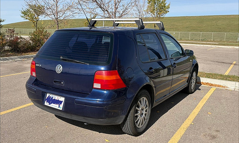 2005 Volkswagen Golf...