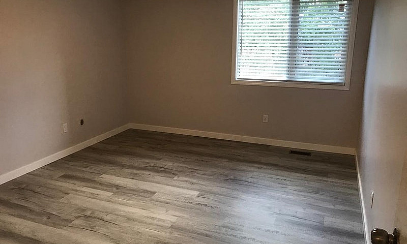 2 Bed 1 Bath Condo I...