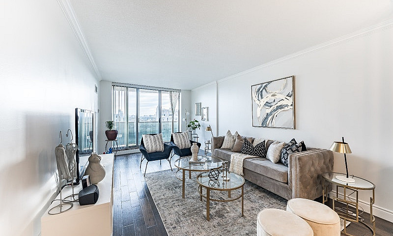 Spacious & Renovated...