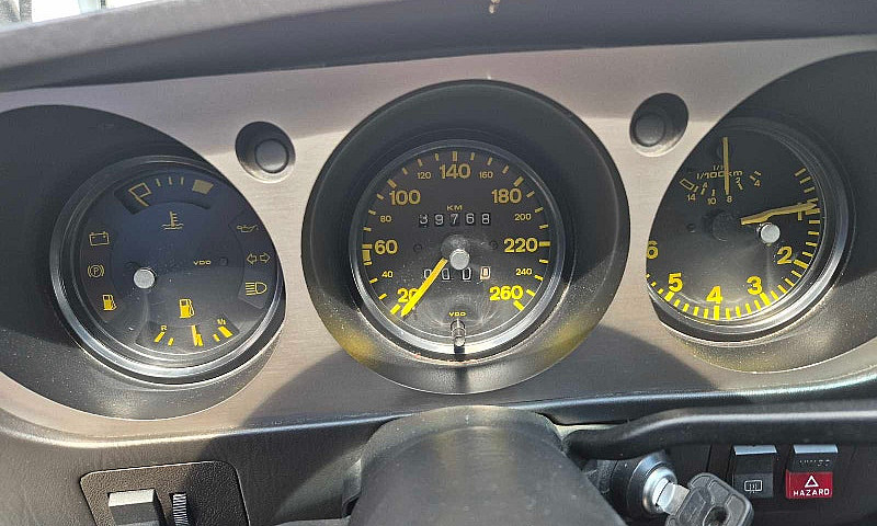 1985 Porsche 944 Cou...