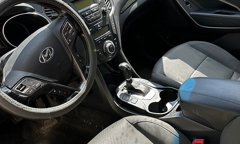 2014 Hyundai Santa F...