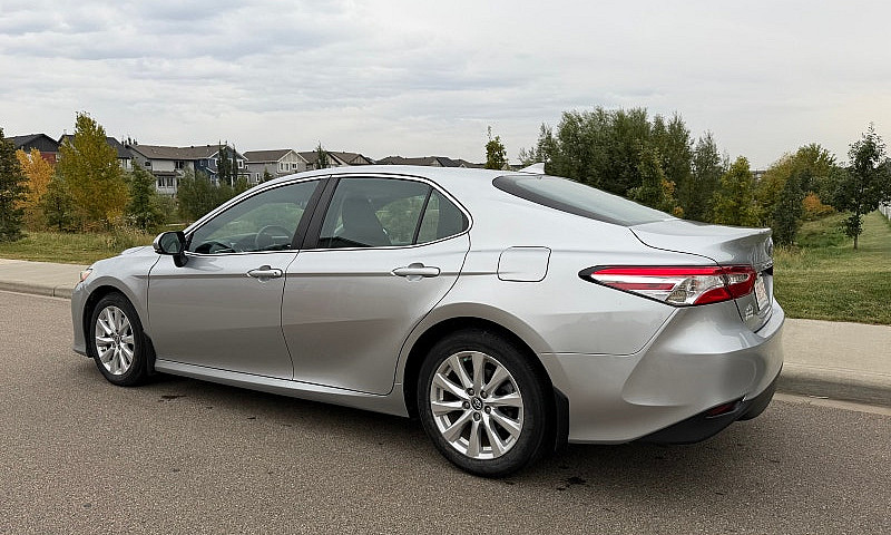 Toyota Camry 2018 Le...