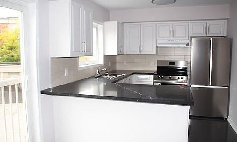 375 Cook Road — Nort...