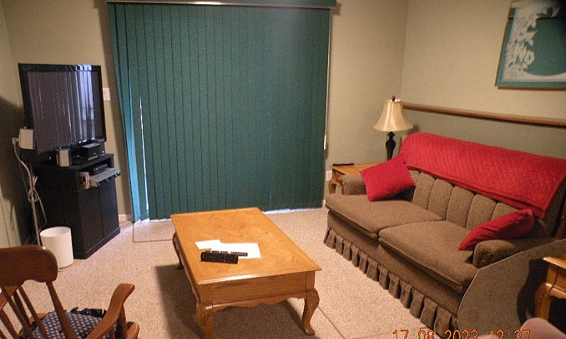 Very Clean 1Bdrm Apa...