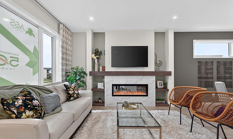 3 Bed 2.5 Bath...