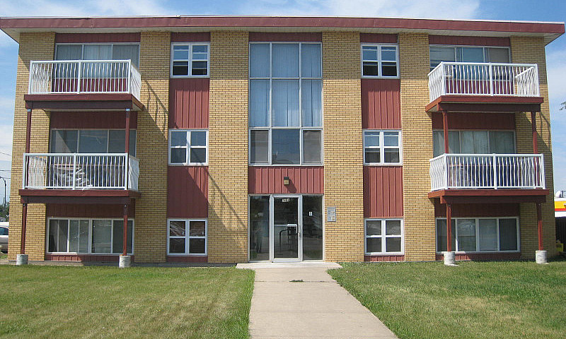 2 Bdrm Apartment In ...