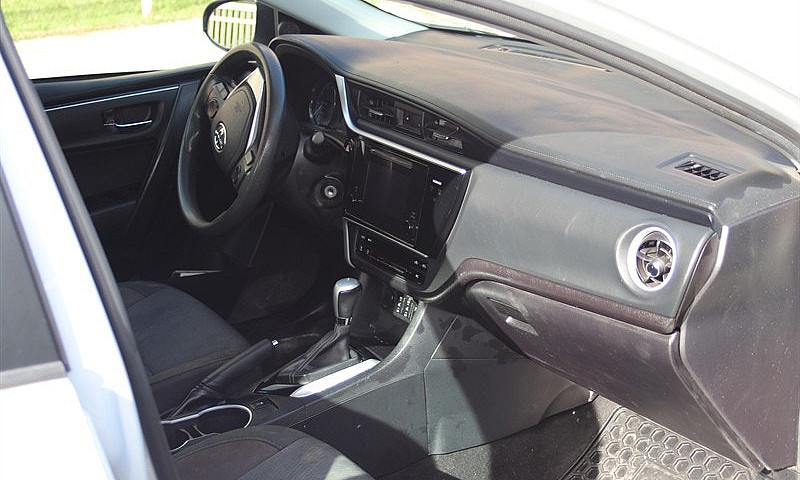 Toyota Corolla 2017 ...