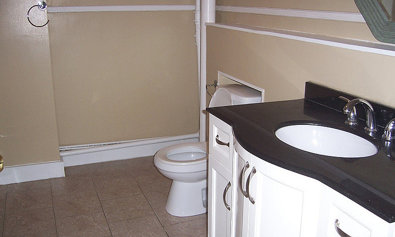 Upper Level One Bedr...