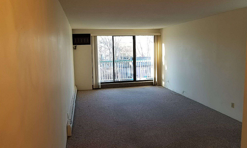 Beautiful 2 Bedroom ...