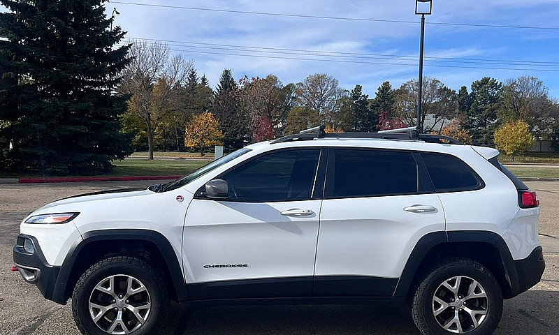Jeep Cherokee Trailh...