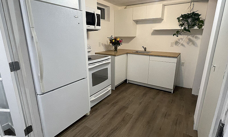 Spacious 2 Bedroom B...