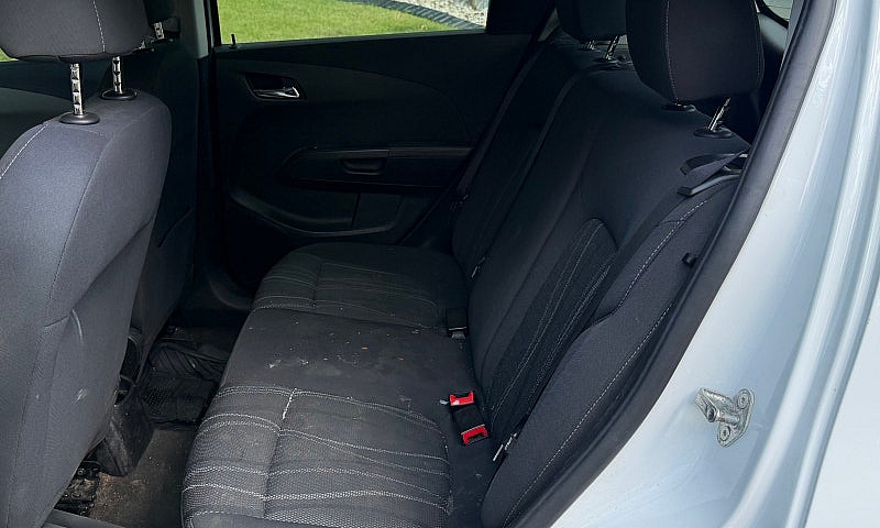  2016 Chev  Sonic Tu...