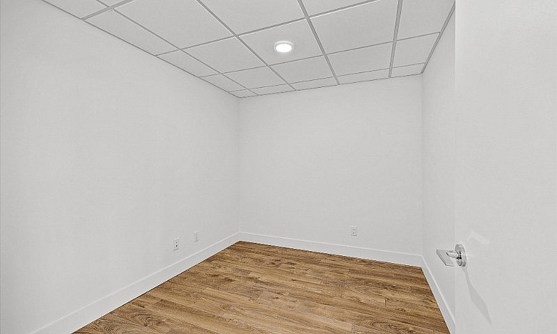 1 Bed + Den - #1106 ...