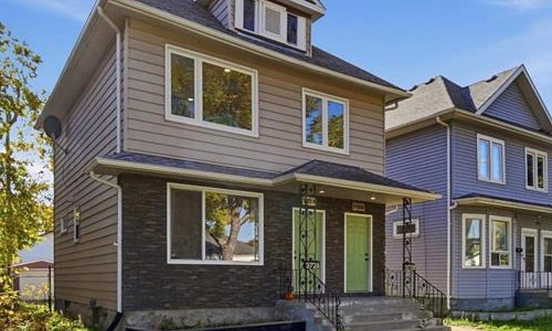 Duplex In West Kildo...