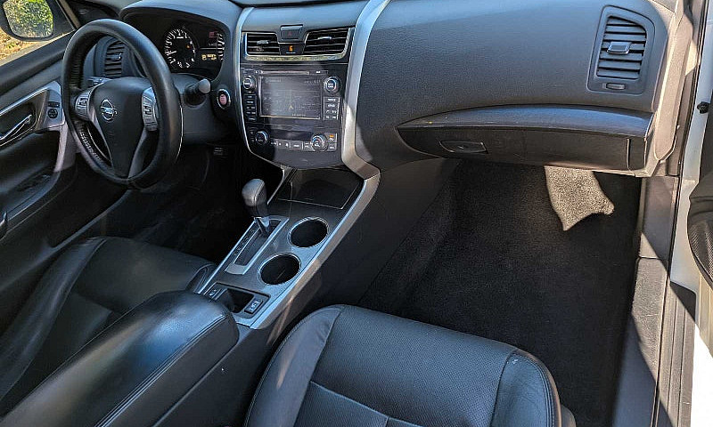 Nissan Altima Sl...