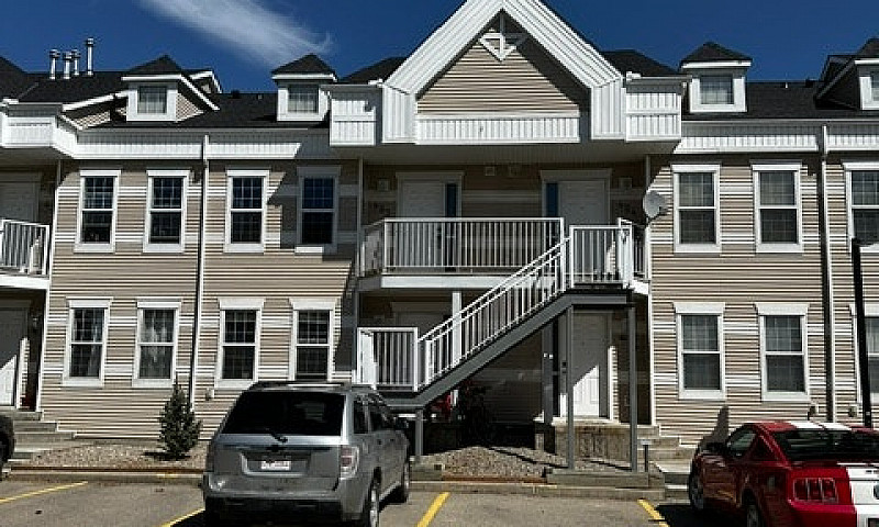 2 Bedroom Condo - St...
