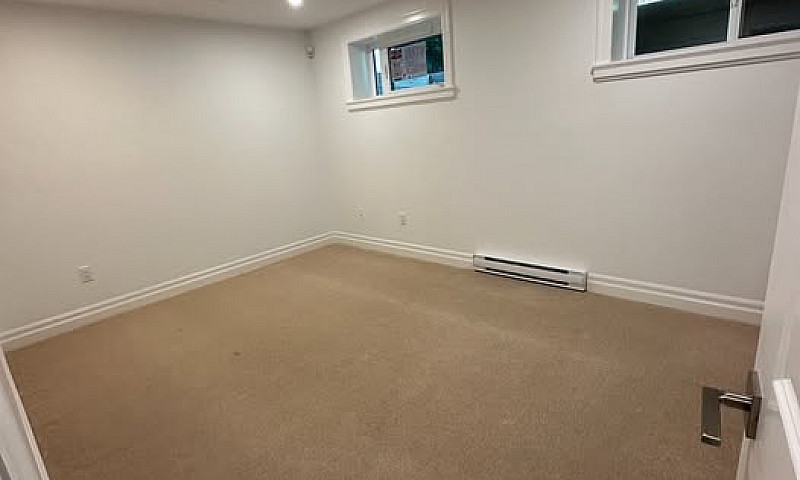 Private 2 Bed / 1 Ba...