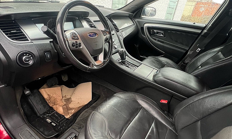 2013 Ford Taurus ...