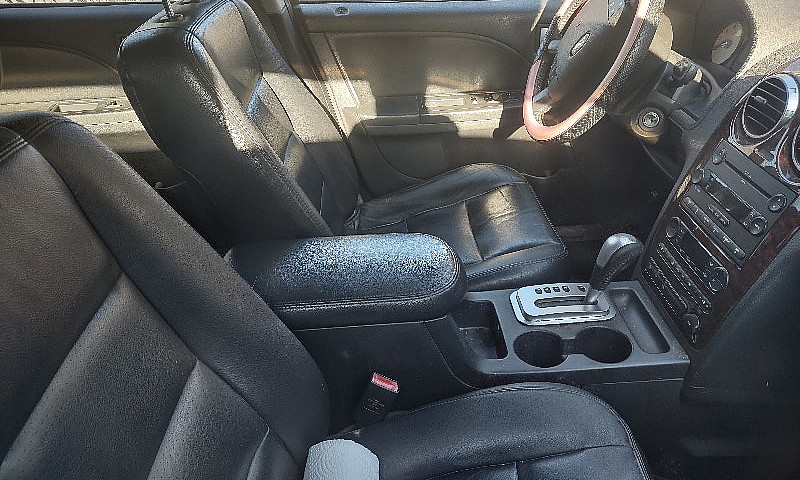 2005 Ford Freestyle ...