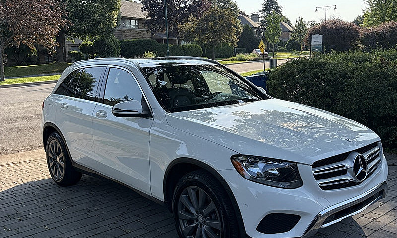 2016 Mercedes Glc-30...