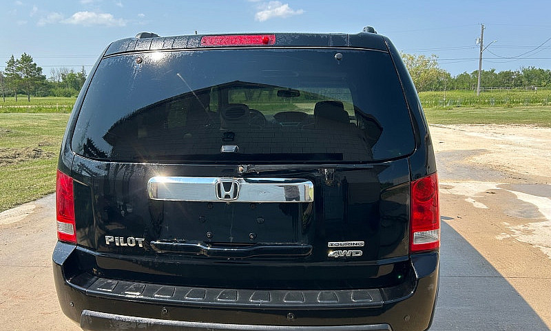 Honda Pilot Touring...