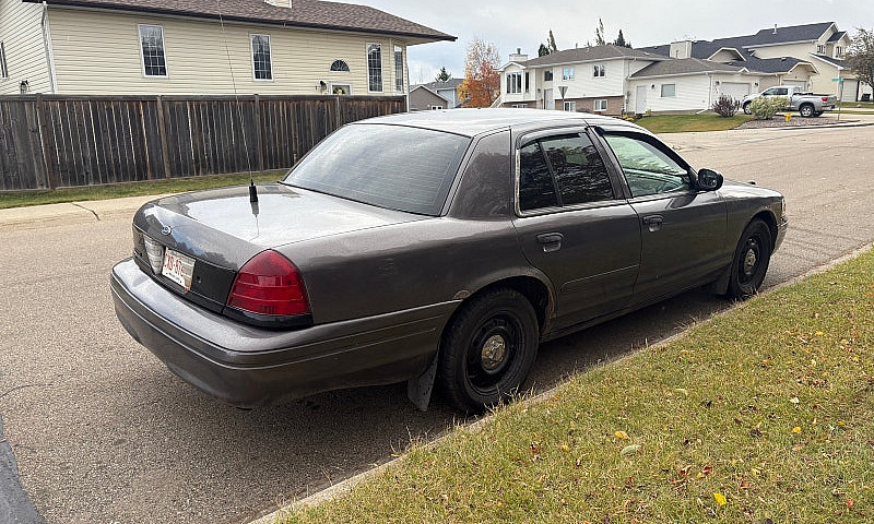 2007 Crown Victoria ...