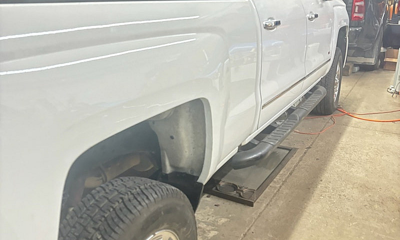 2018 Chev Silverado ...