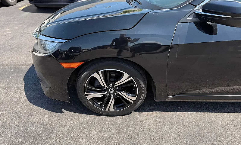 2018 Honda Civic Tou...