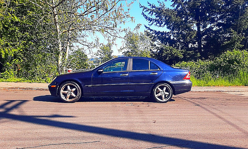 Mercedes-Benz C-Clas...