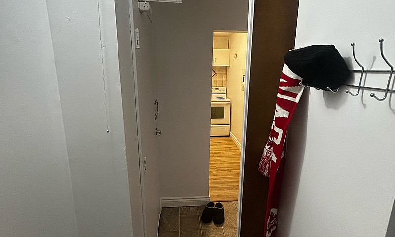 Sublet Apartment ...