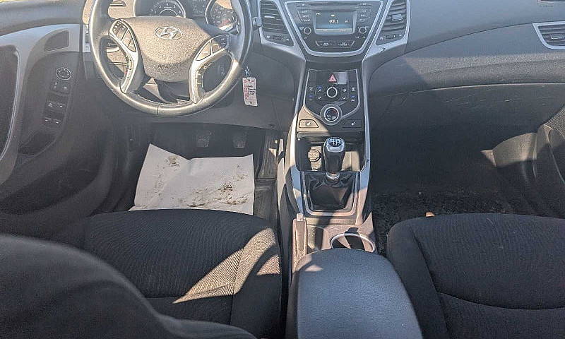 2016 Hyundai Elantra...
