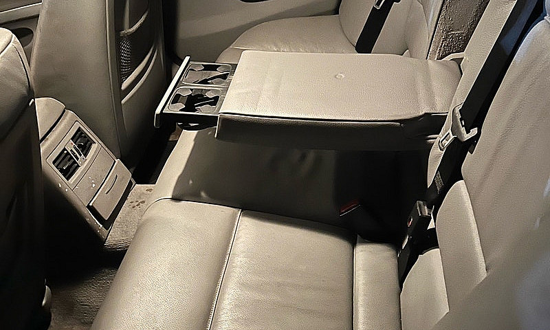 2006 Bmw 330I...
