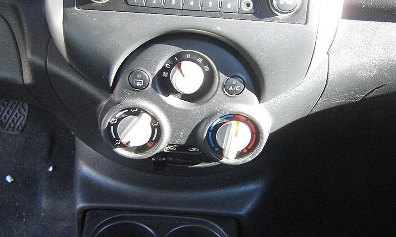 Nissan Micra Sr 5 Sp...