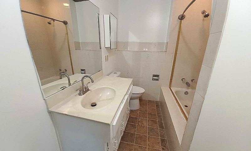 2 Bdrm Bsmt Ne Templ...