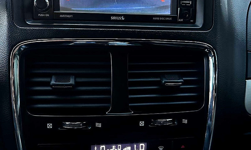 2018 Dodge Grand Car...