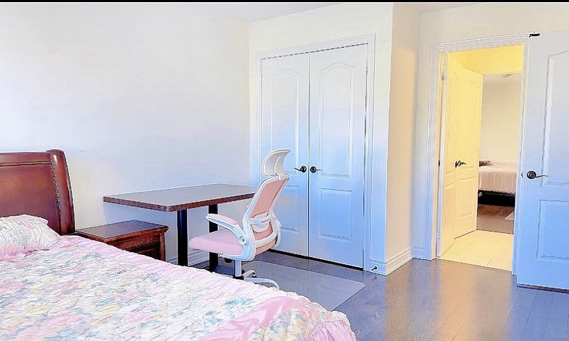 Aurora - 2 Bedroom P...