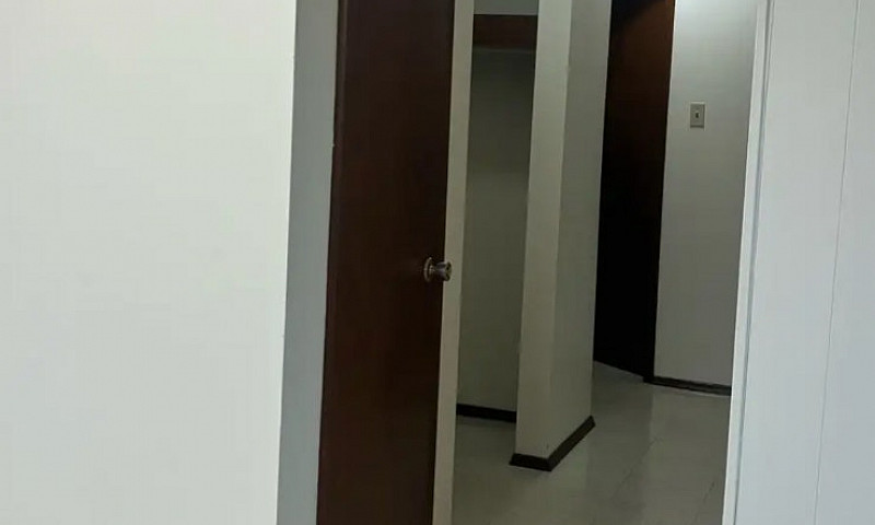 2 Bedrooms Apartment...