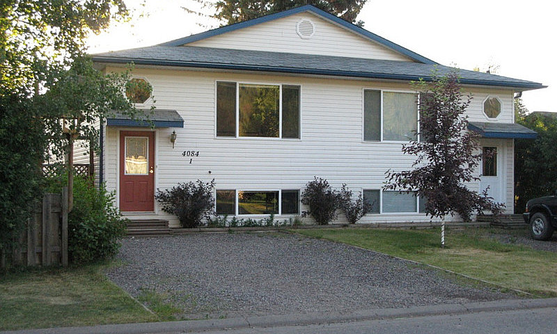Immaculate 3 Br Home...