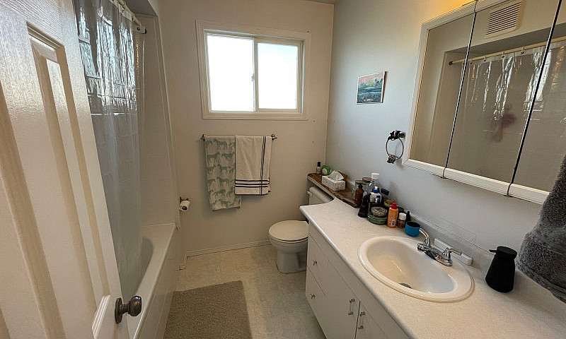 3 Bedroom House For ...