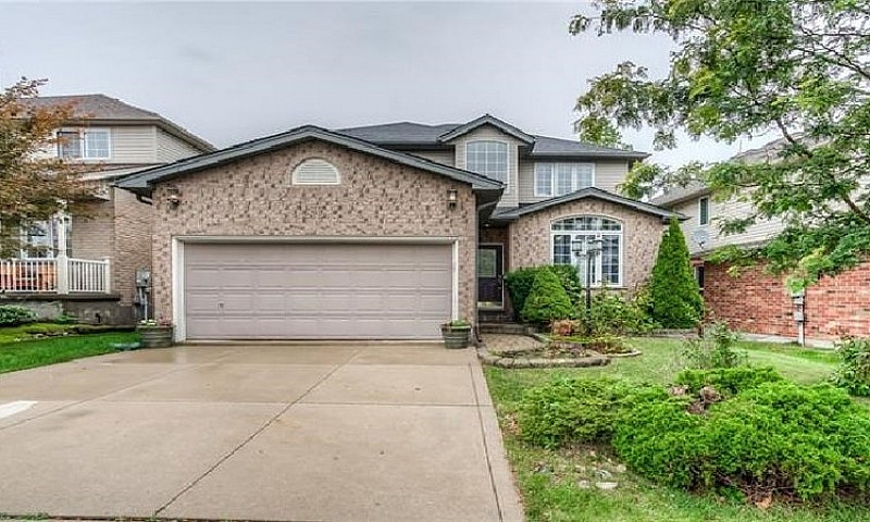 3 Bedroom  Detached ...