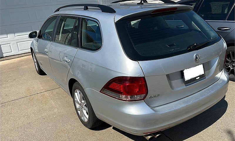 2014 Volkswagen Golf...