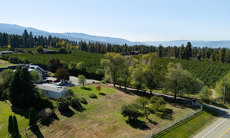 Gated 5.5-Acre Se Ke...