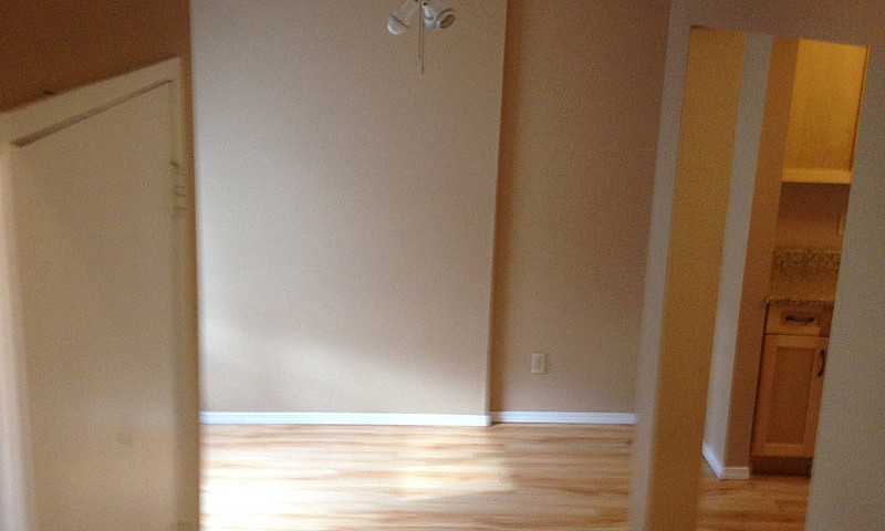 3 Bdr Laminated Town...
