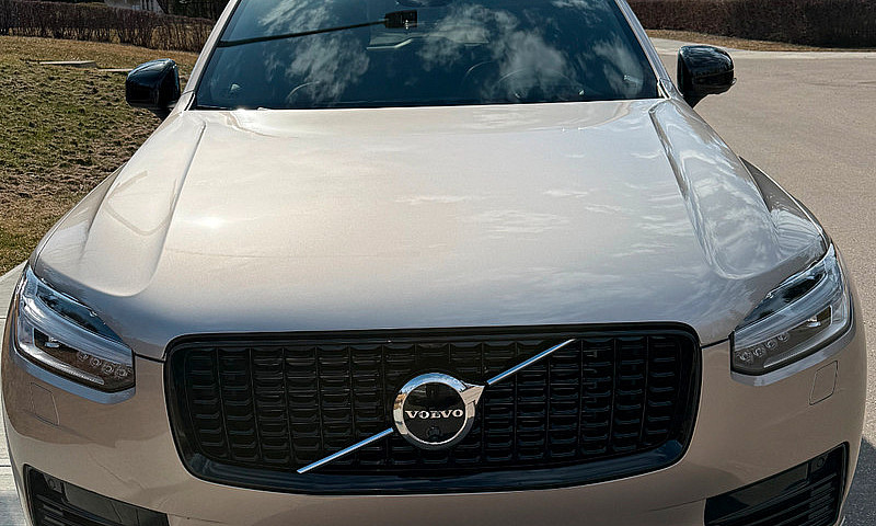 Hybrid 2023 Volvo Xc...