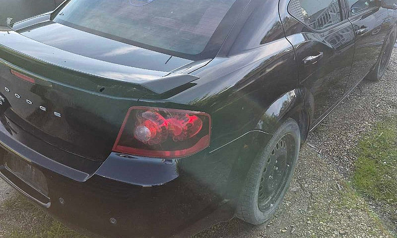 2013 Dodge Avenger...