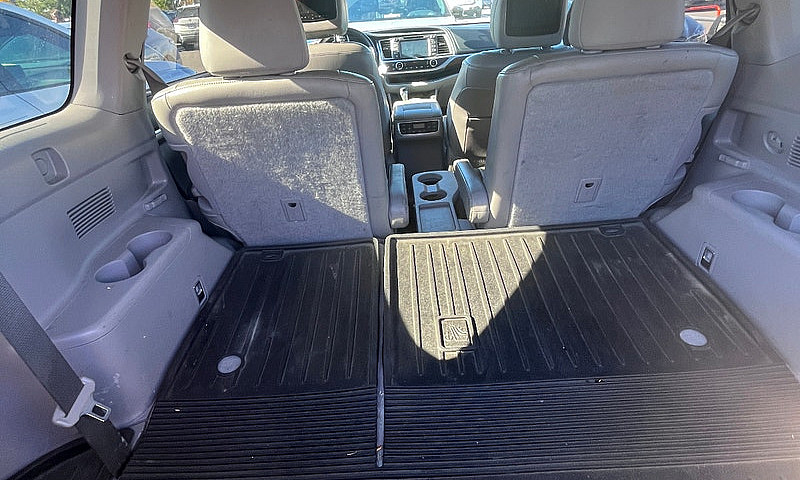 Toyota Highlander Li...
